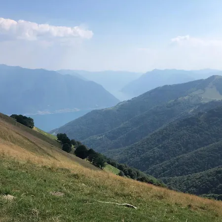 Penthouse Di / Di Lugano